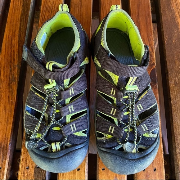 Keen Newport Waterproof Kids Sandals - Picture 2 of 8